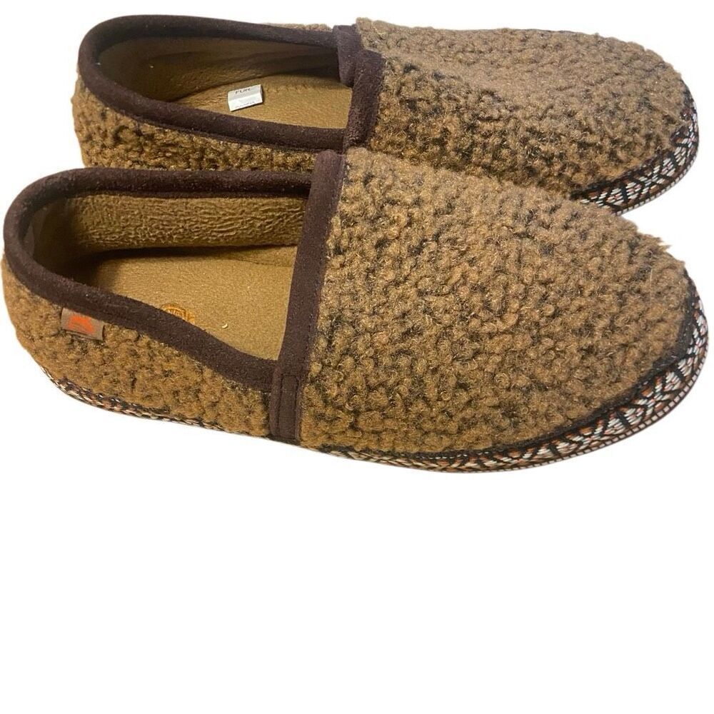Acorn Women's Woven Trim Moc Slippers featuring plush berber uppers and a signat